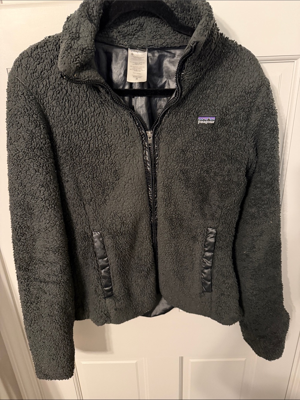 Patagonia Women’s Charcoal Teddy Fleece Zip Jacket